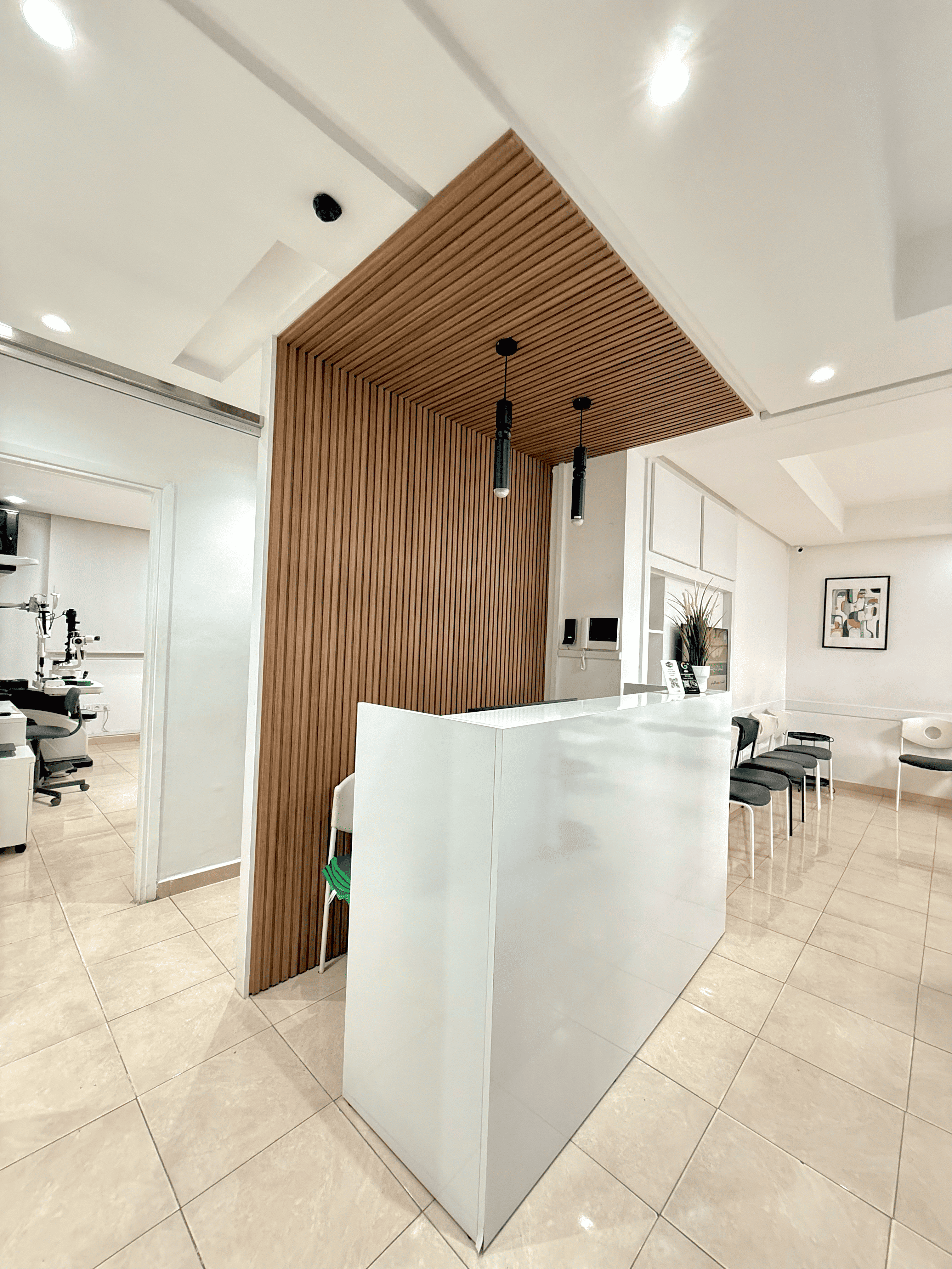 Vue du hall d’accueil de la clinique