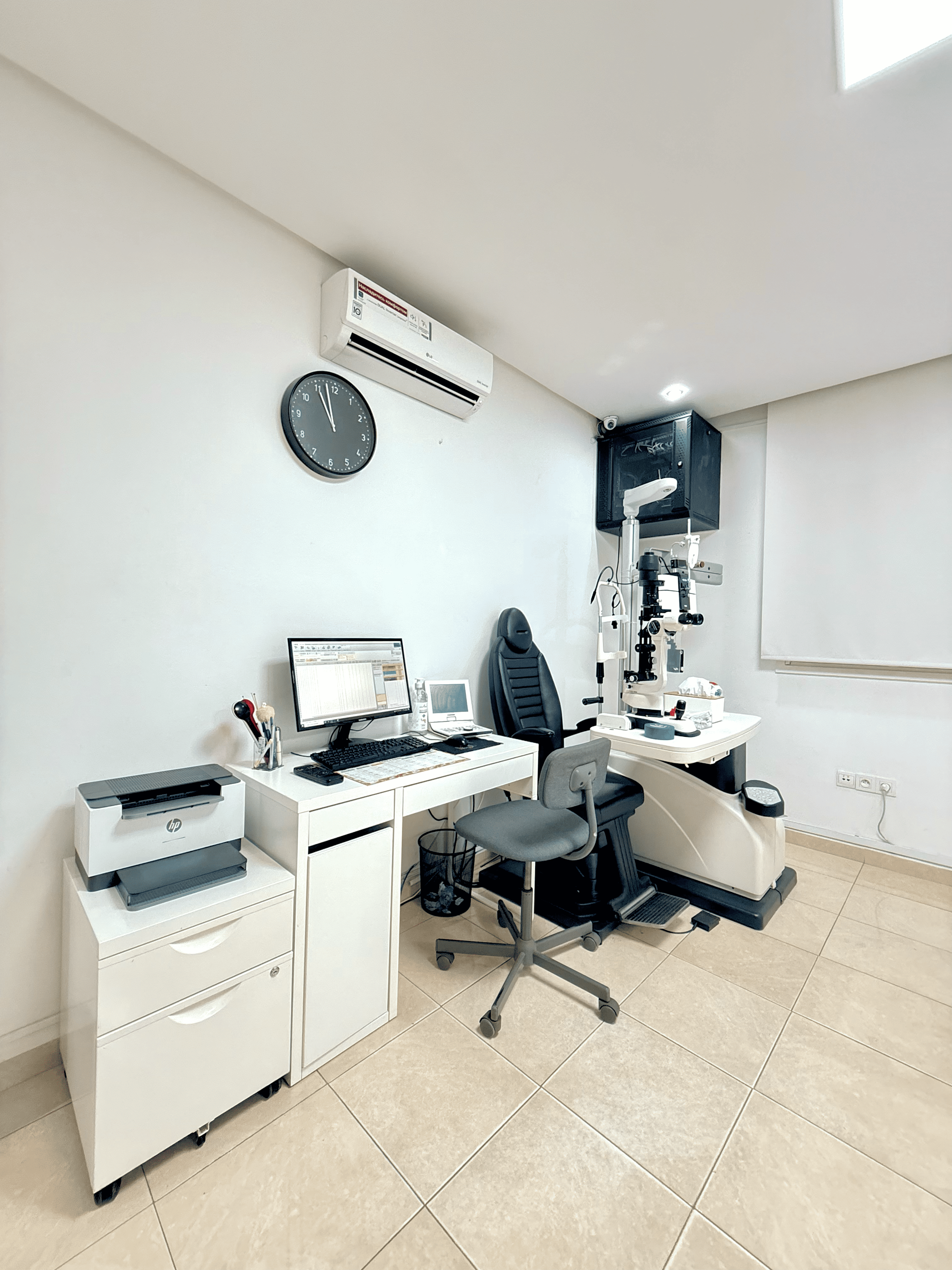 Équipe médicale en consultation